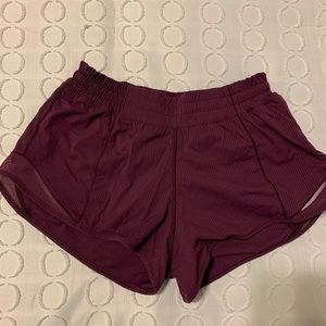 Lululemon shorty Hot Short 2.5’’